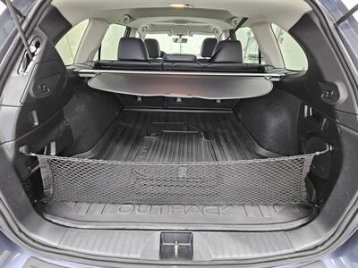 2017 Subaru Outback 2.5i Limited   - Photo 15 - Spring City, PA 19475