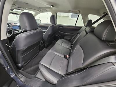 2017 Subaru Outback 2.5i Limited   - Photo 12 - Spring City, PA 19475