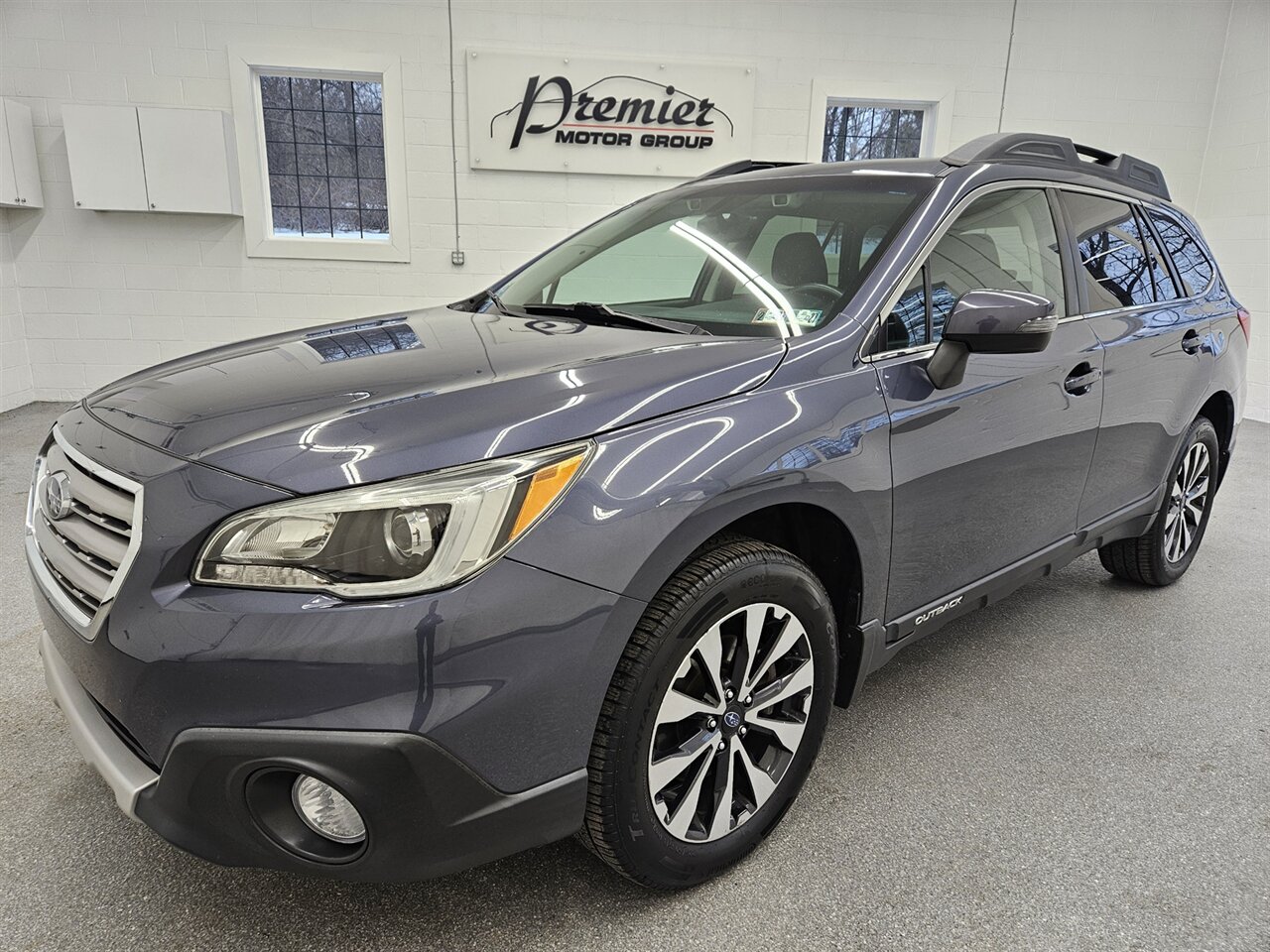 2017 Subaru Outback 2.5i Limited   - Photo 1 - Spring City, PA 19475