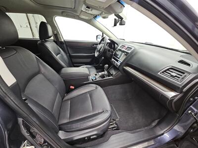 2017 Subaru Outback 2.5i Limited   - Photo 13 - Spring City, PA 19475