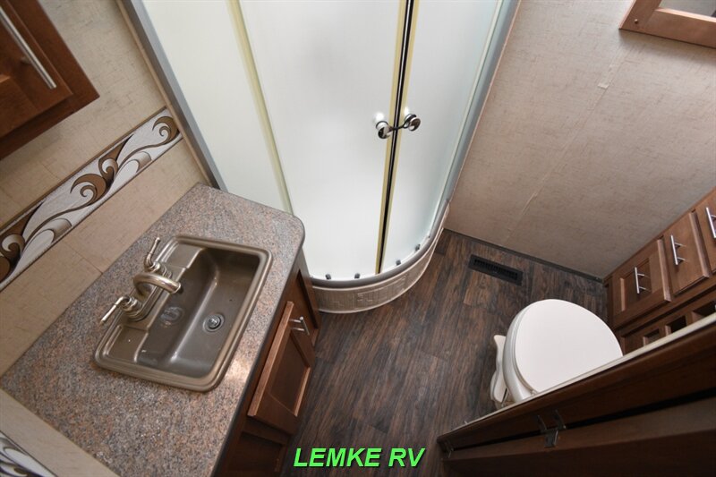 2015 Forest River Wildcat Maxx 26FBS   - Photo 18 - Rocklin, CA 95677