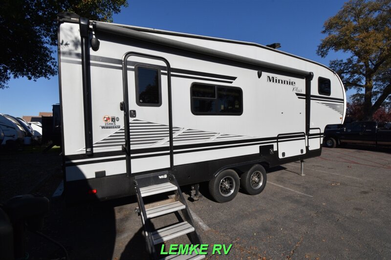 2019 Winnebago Minnie Plus 25RKS   - Photo 9 - Rocklin, CA 95677