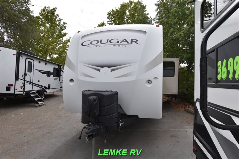 2019 Keystone Cougar Half-Ton 27RESWE   - Photo 6 - Rocklin, CA 95677