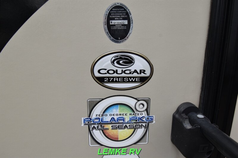 2019 Keystone Cougar Half-Ton 27RESWE   - Photo 23 - Rocklin, CA 95677