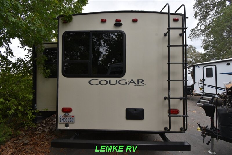 2019 Keystone Cougar Half-Ton 27RESWE   - Photo 8 - Rocklin, CA 95677