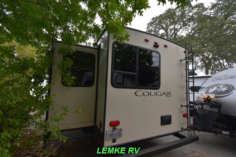 2019 Keystone Cougar Half-Ton 27RESWE   - Photo 7 - Rocklin, CA 95677