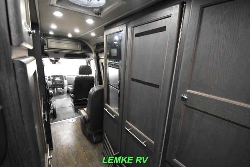 2015 Roadtrek CS Adventurous   - Photo 19 - Rocklin, CA 95677