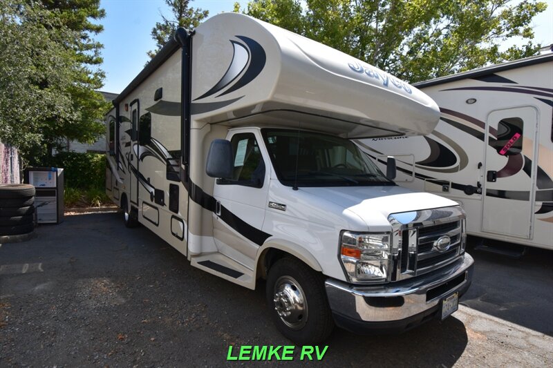 2015 Jayco Greyhawk 31FK   - Photo 1 - Rocklin, CA 95677