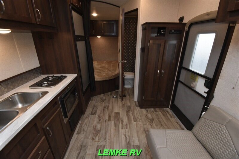 2018 Jayco Octane Super Lite 222   - Photo 5 - Rocklin, CA 95677