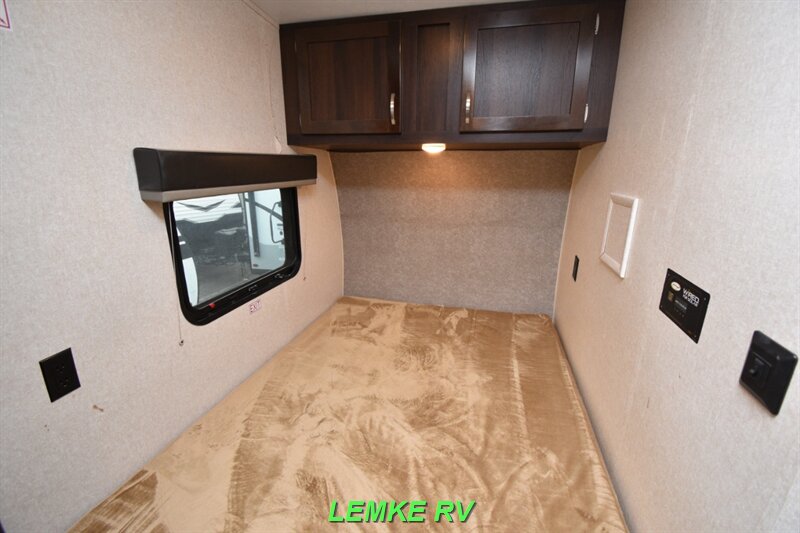 2018 Jayco Octane Super Lite 222   - Photo 18 - Rocklin, CA 95677