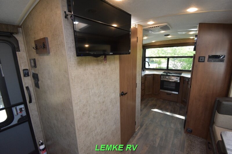 2021 Outdoors RV Titanium 21KVS   - Photo 14 - Rocklin, CA 95677