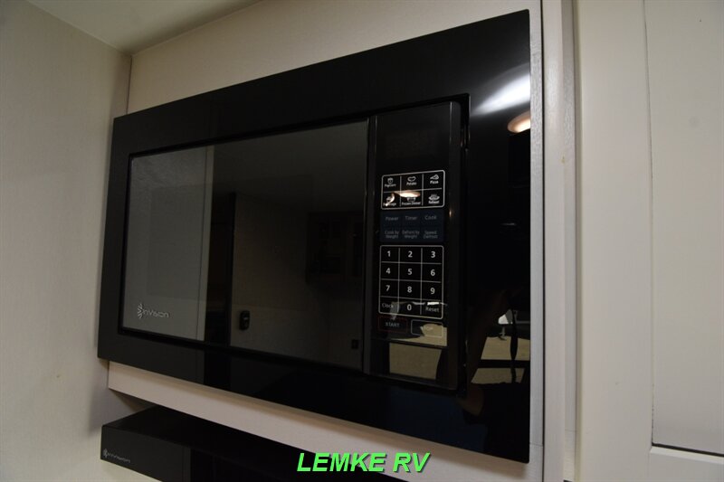 2025 Jayco Jay Flight SLX 260BHW   - Photo 14 - Rocklin, CA 95677