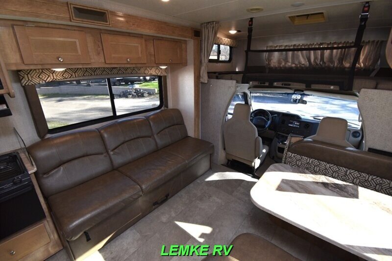 2019 Coachmen Leprechaun 260QB   - Photo 11 - Rocklin, CA 95677