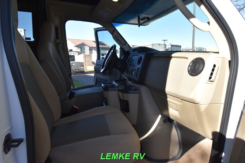 2019 Coachmen Leprechaun 260QB   - Photo 9 - Rocklin, CA 95677