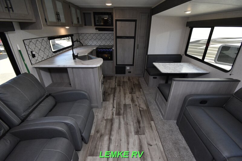 2022 Dutchmen Coleman Lantern 280RKWE   - Photo 2 - Rocklin, CA 95677