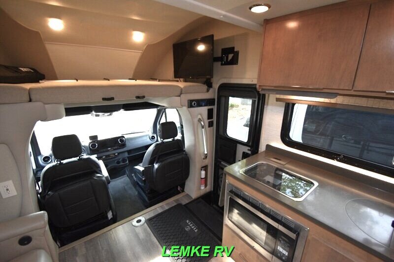 2020 Tiffin Wayfarer 25 QW   - Photo 16 - Rocklin, CA 95677