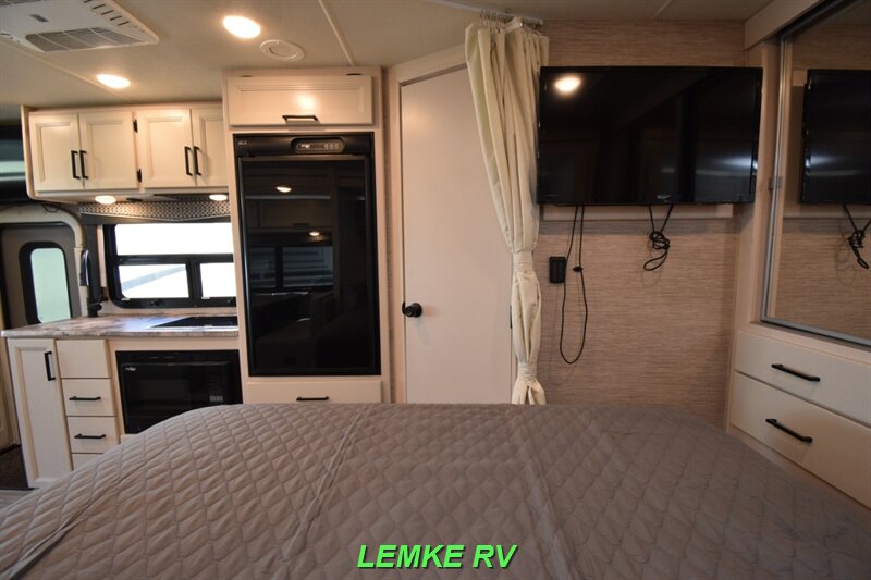 2022 Thor Gemini 23TW   - Photo 19 - Rocklin, CA 95677