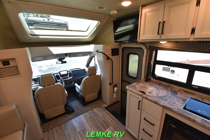 2022 Thor Gemini 23TW   - Photo 20 - Rocklin, CA 95677