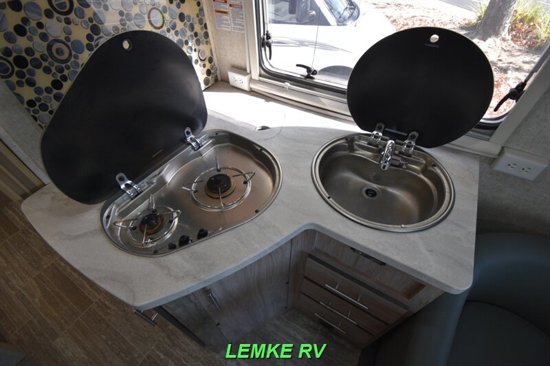 2016 Forest River Sunseeker TS 2390   - Photo 17 - Rocklin, CA 95677