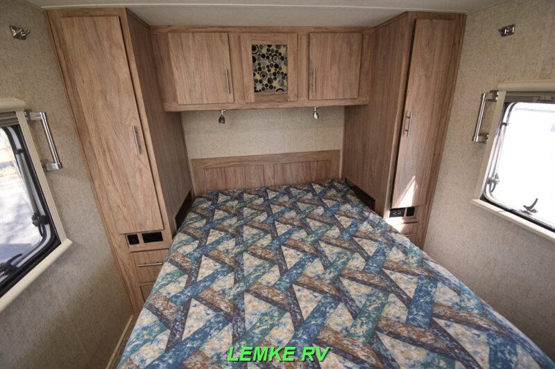 2016 Forest River Sunseeker TS 2390   - Photo 18 - Rocklin, CA 95677