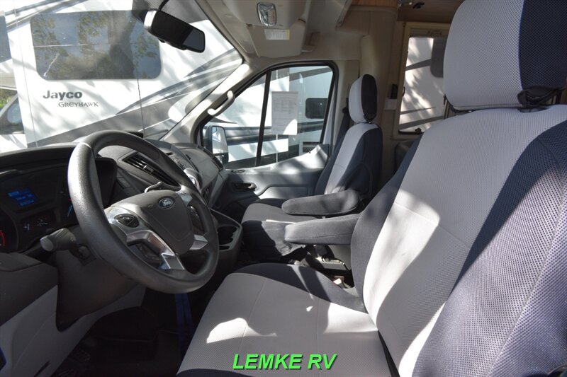 2016 Forest River Sunseeker TS 2390   - Photo 9 - Rocklin, CA 95677