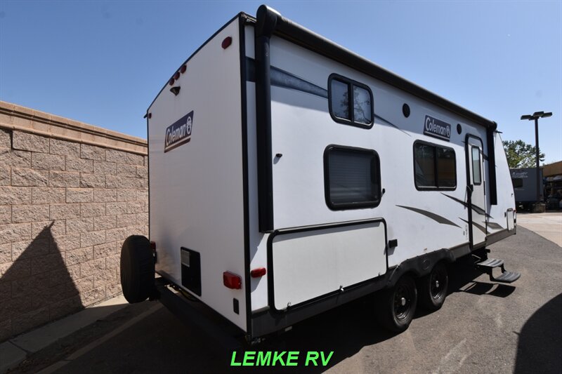 2021 Dutchmen Coleman Light LX 2125BH   - Photo 7 - Rocklin, CA 95677