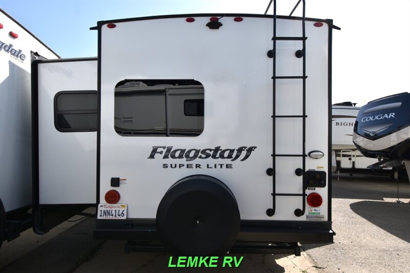 2021 Forest River Flagstaff Super Lite 26FKBS   - Photo 8 - Rocklin, CA 95677