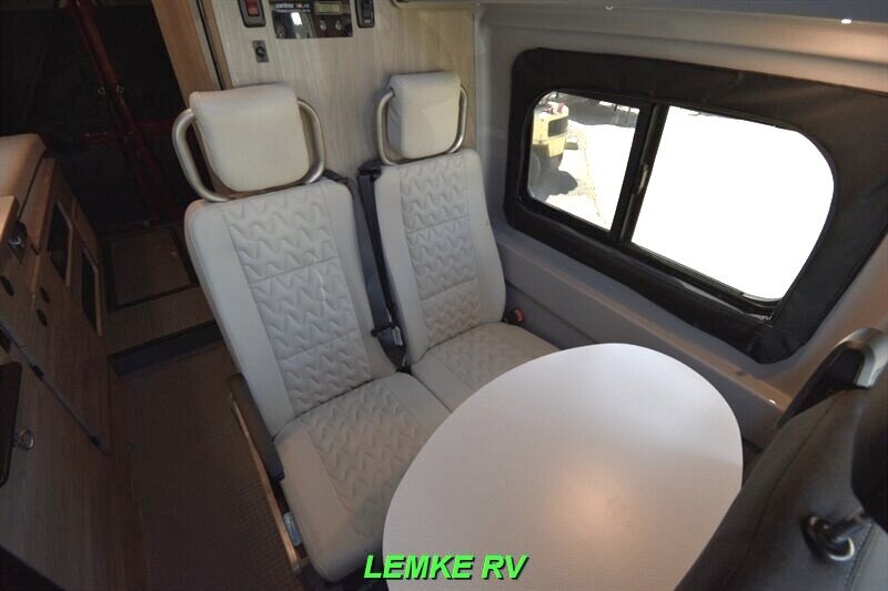 2021 Winnebago Solis 59PX   - Photo 15 - Rocklin, CA 95677