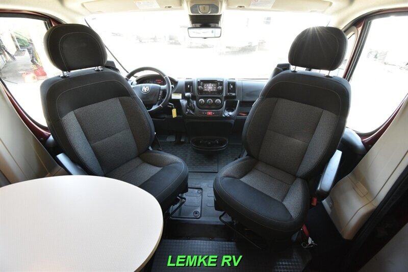 2021 Winnebago Solis 59PX   - Photo 9 - Rocklin, CA 95677