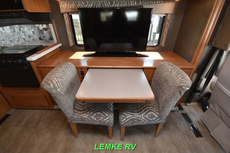 2016 Itasca Sunstar LX 30T   - Photo 21 - Rocklin, CA 95677