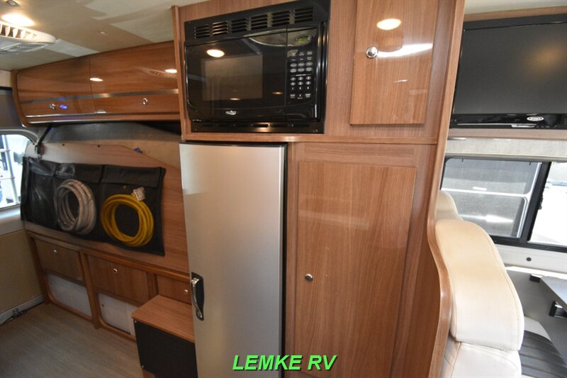 2016 Winnebago Travato 59G   - Photo 14 - Rocklin, CA 95677