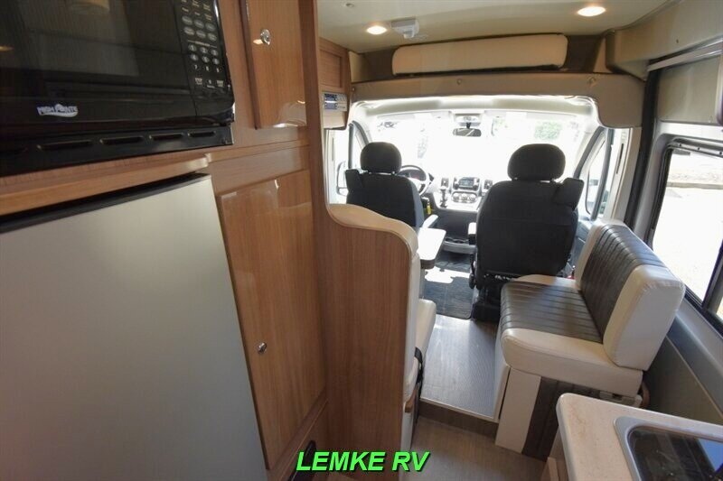 2016 Winnebago Travato 59G   - Photo 23 - Rocklin, CA 95677