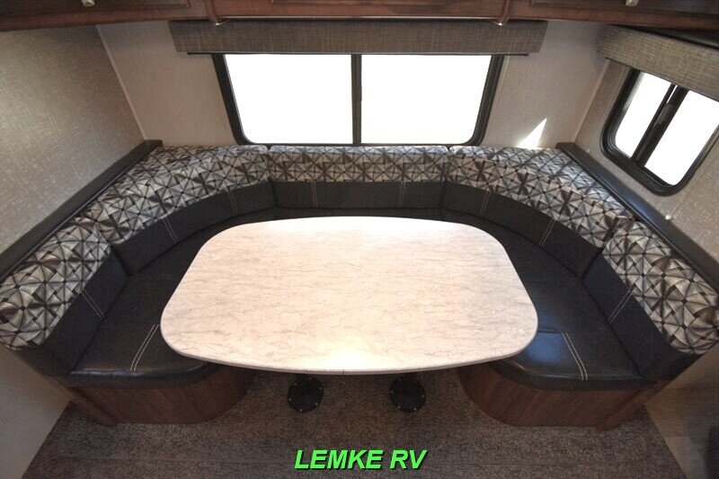 2019 Heartland Wilderness 2185RB   - Photo 15 - Rocklin, CA 95677