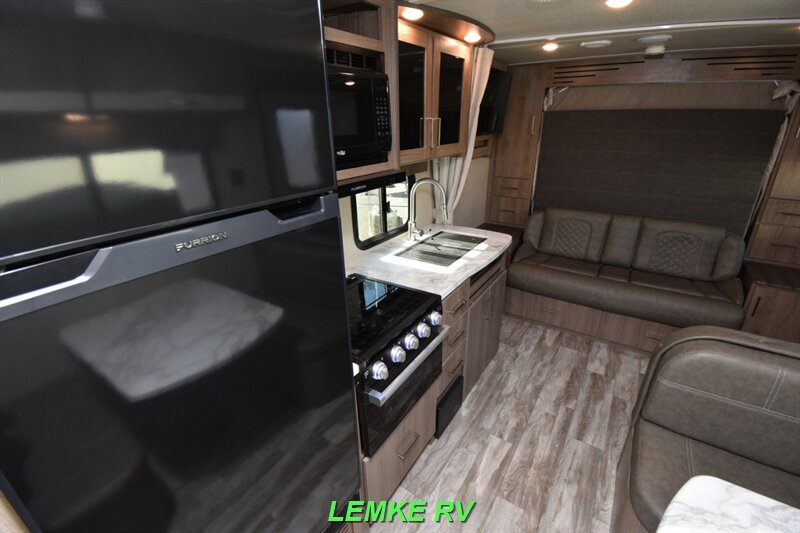 2022 Grand Design Imagine XLS 21BHE   - Photo 14 - Rocklin, CA 95677
