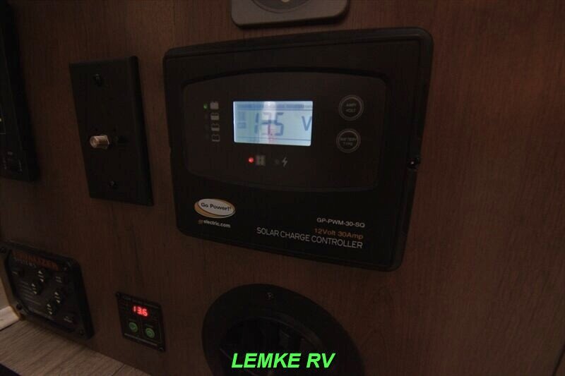 2023 Dynamax Isata 24FW   - Photo 30 - Rocklin, CA 95677