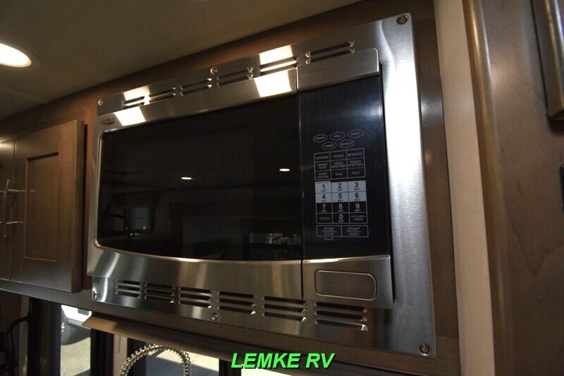 2023 Dynamax Isata 24FW   - Photo 25 - Rocklin, CA 95677