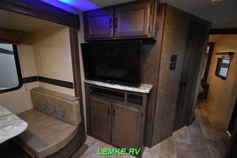 2017 K-Z RV Connect C241RLK   - Photo 24 - Rocklin, CA 95677