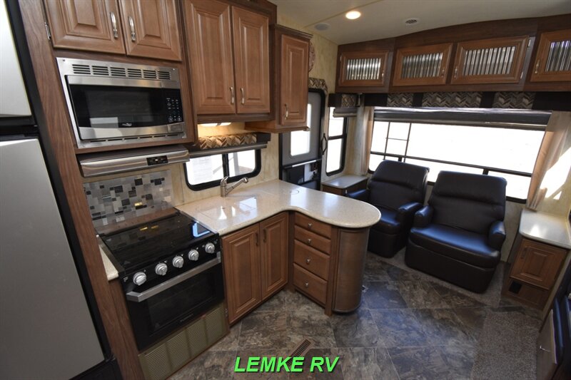 2020 Northwood Fox Mountain 235RLS   - Photo 13 - Rocklin, CA 95677
