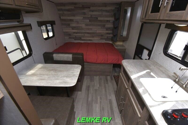 2021 CrossRoads RV Zinger ZR18BH   - Photo 2 - Rocklin, CA 95677