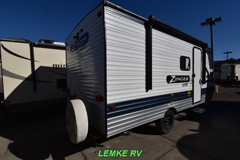 2021 CrossRoads RV Zinger ZR18BH   - Photo 8 - Rocklin, CA 95677