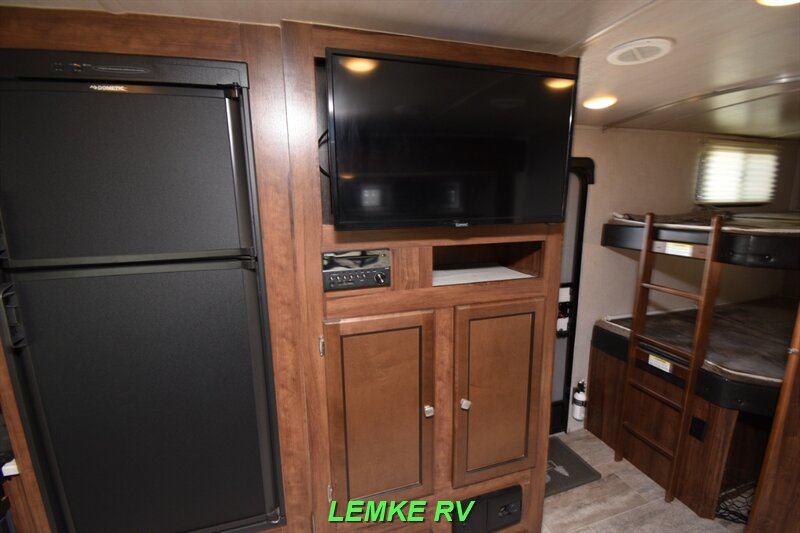 2019 Heartland Wilderness 2725BH   - Photo 25 - Rocklin, CA 95677