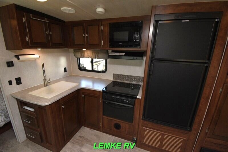 2019 Heartland Wilderness 2725BH   - Photo 14 - Rocklin, CA 95677