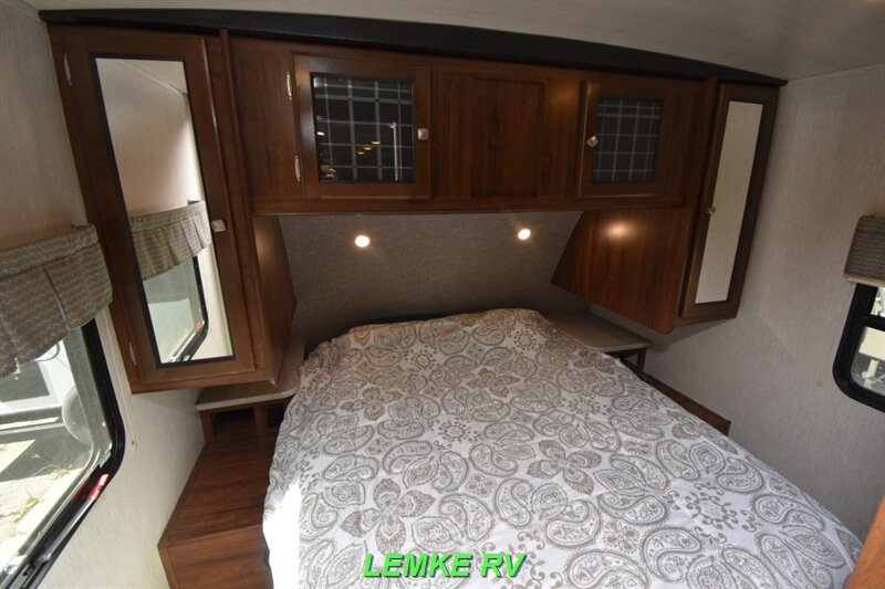 2019 Heartland Wilderness 2725BH   - Photo 21 - Rocklin, CA 95677