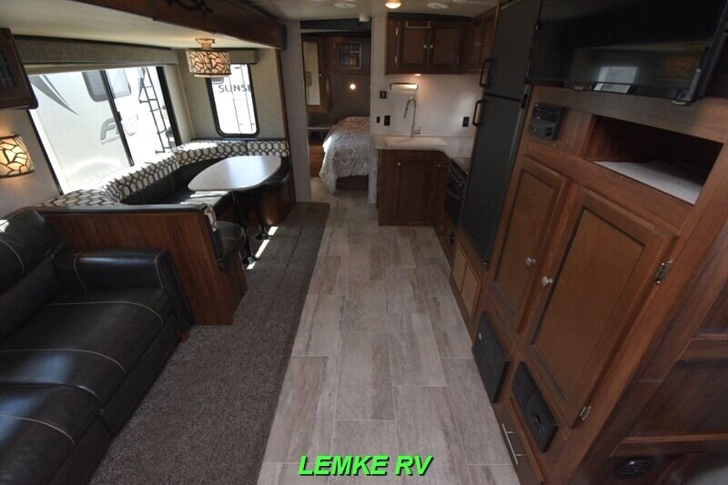 2019 Heartland Wilderness 2725BH   - Photo 5 - Rocklin, CA 95677
