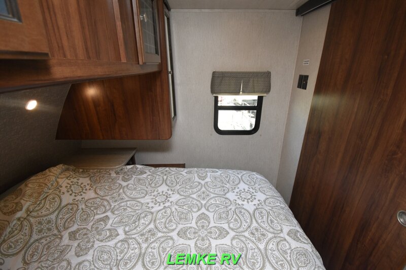 2019 Heartland Wilderness 2725BH   - Photo 22 - Rocklin, CA 95677