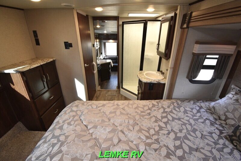 2017 Heartland Sundance XLT 267RL   - Photo 16 - Rocklin, CA 95677