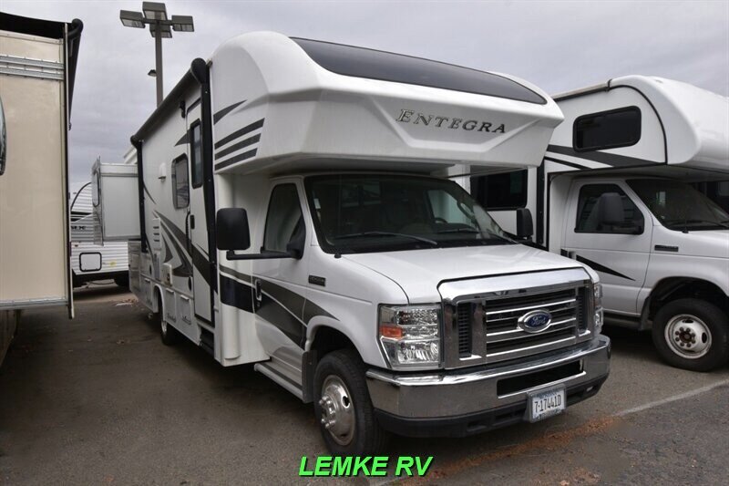 2018 Entegra Coach Odyssey 26D   - Photo 1 - Rocklin, CA 95677