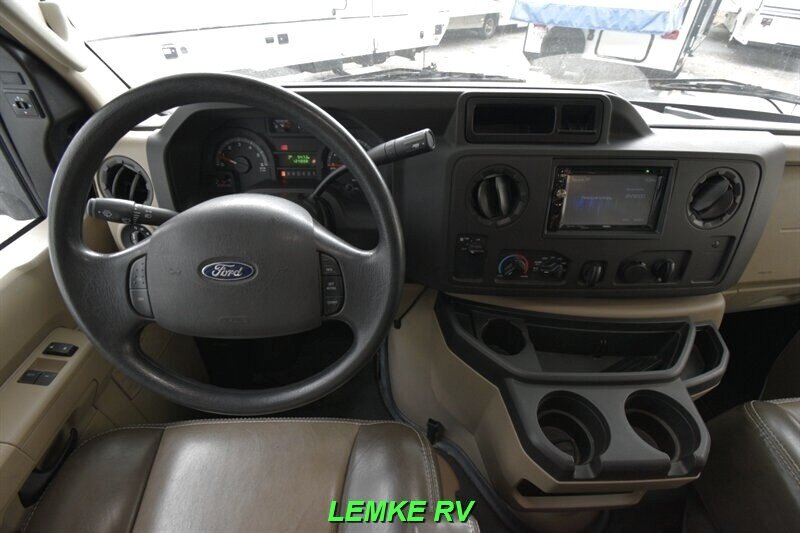 2018 Entegra Coach Odyssey 26D   - Photo 24 - Rocklin, CA 95677