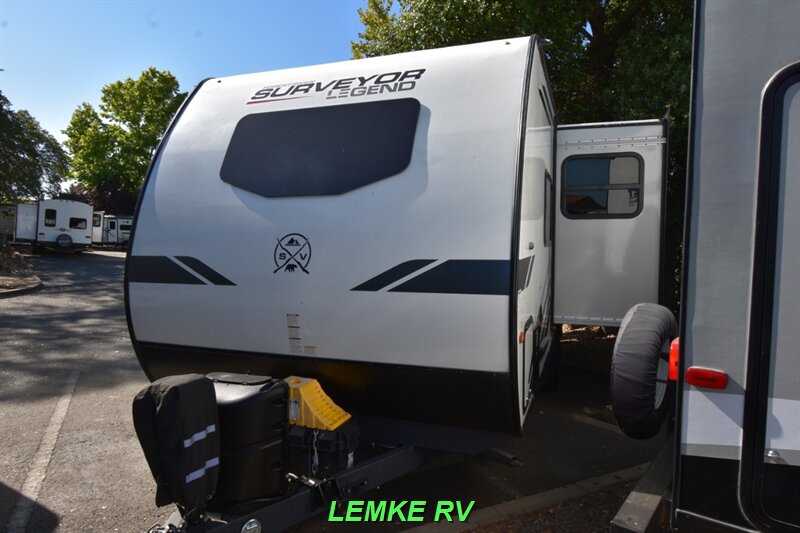 2022 Forest River Surveyor Legend 19RBLE   - Photo 6 - Rocklin, CA 95677