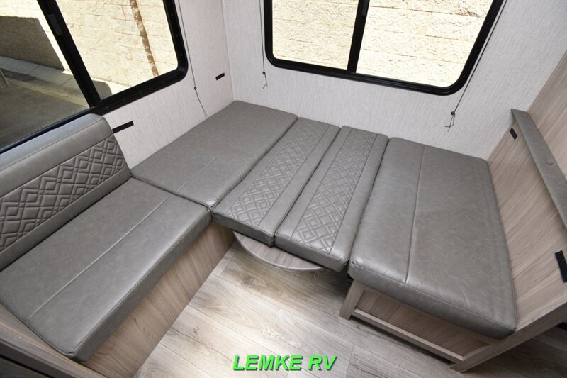 2020 Coachmen Freedom Express 204RD   - Photo 20 - Rocklin, CA 95677